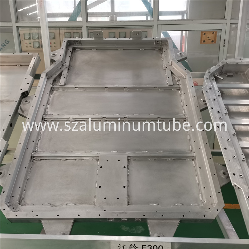 Aluminum Battery Tray04